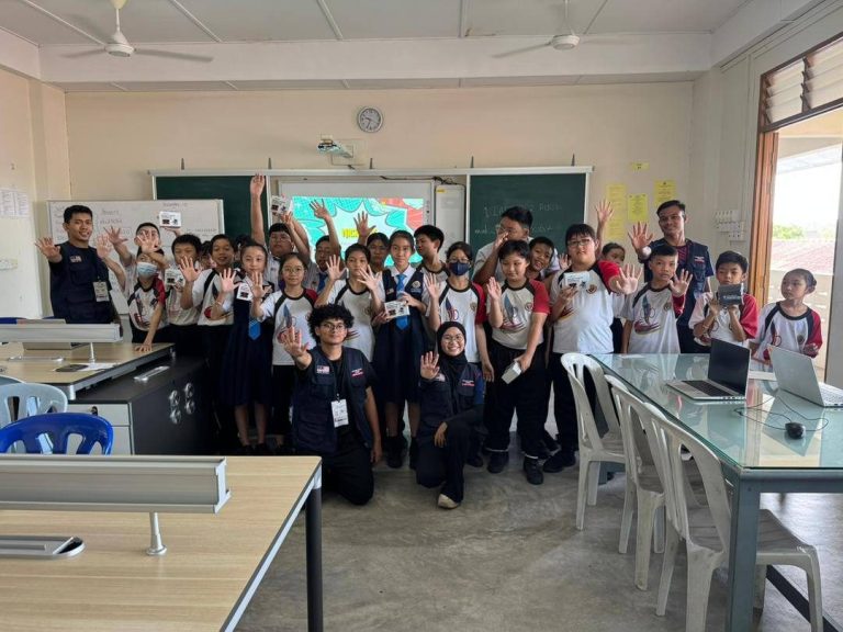 YSS student volunteers — Perak & Pahang 2025 mission