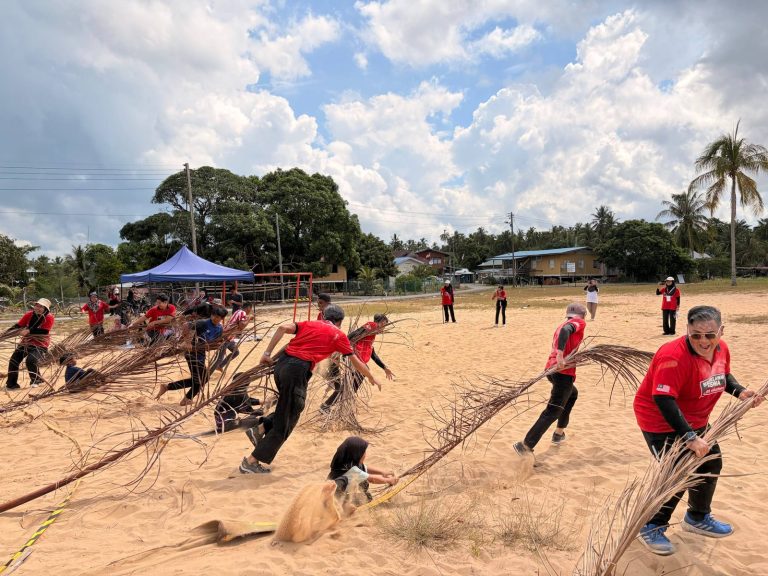 YSS student volunteers — YSS-ASEAN Sarawak 2025 mission